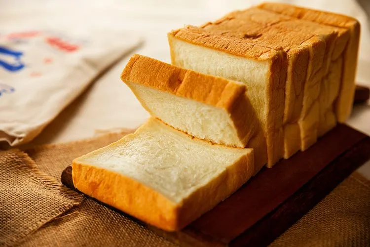 ROTI ALMAHYRA TAWAR CASINO - Gambar Produk